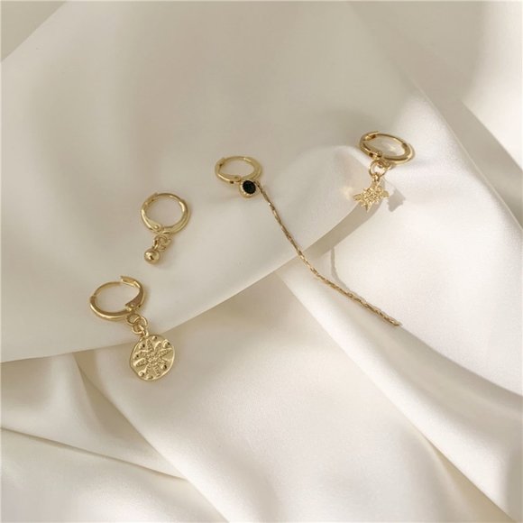 Lagom Studio Jewelry - ❤️‍🔥𝕤𝕒𝕝𝕖❤️‍🔥 4 charm huggie earrings sets